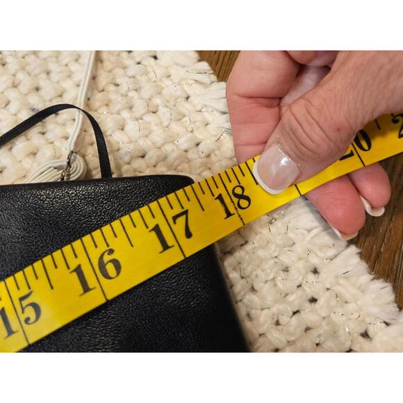 Molly Green Cropped Leather Color Block Top - Picture 6 of 7